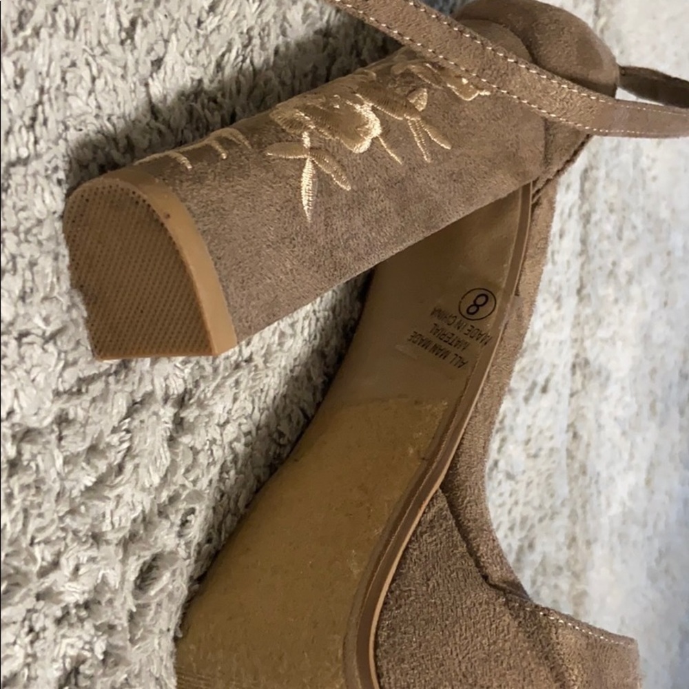 Shoes - Picture 3 of 3
